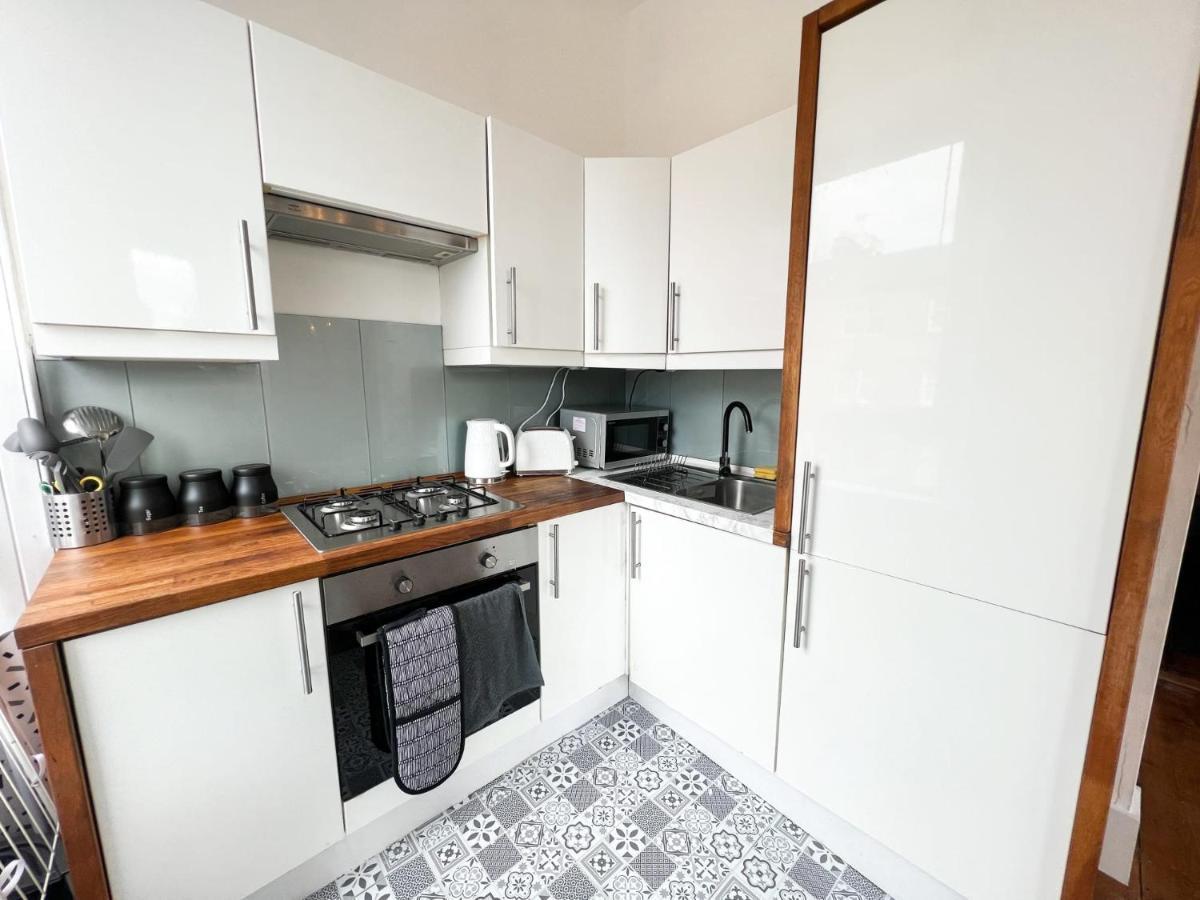 Bohemian 1Br Flat In Abbeyhill Appartamento Edimburgo Esterno foto